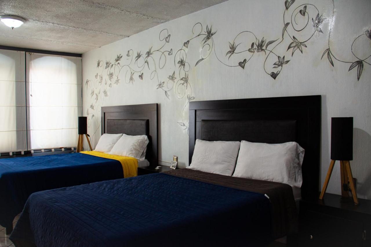 Hotel Boutique Charlotte Arandas Luaran gambar